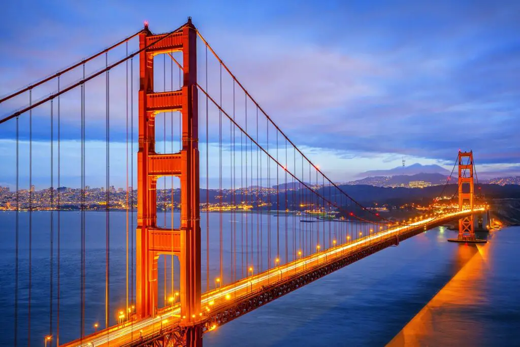 golden gate bridge and san francisco bay