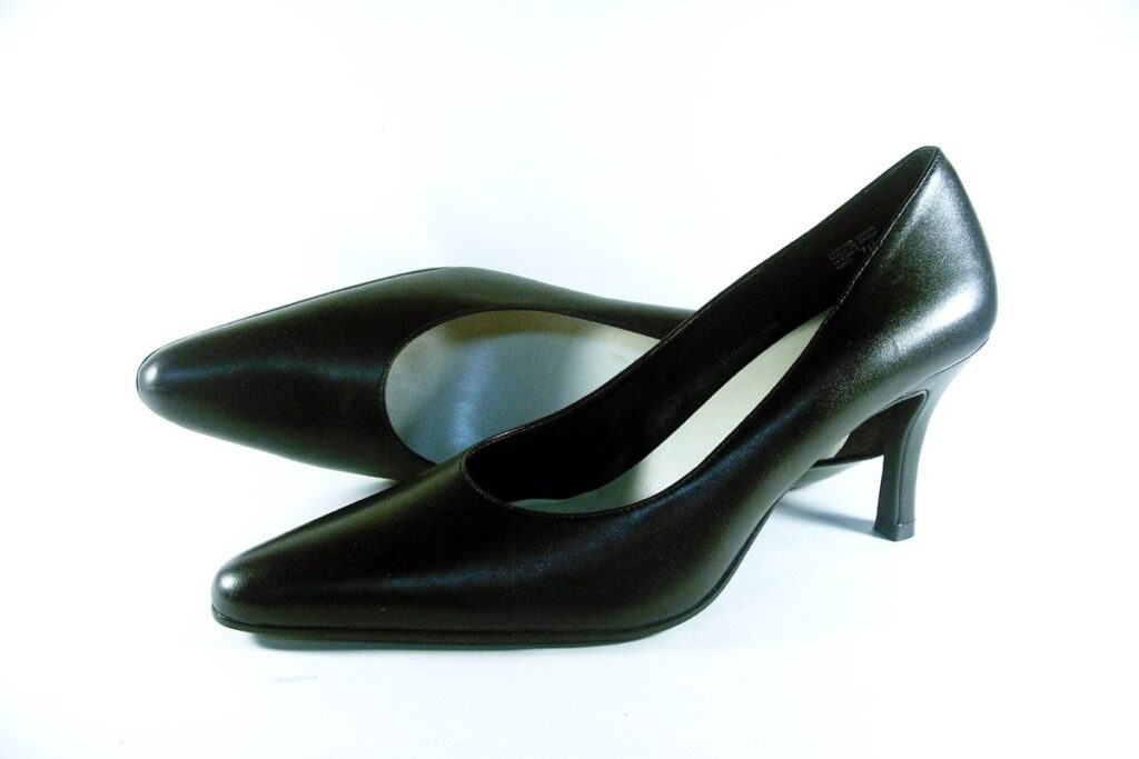 women's funeral shoes