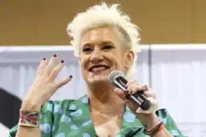 chef anne burrell
